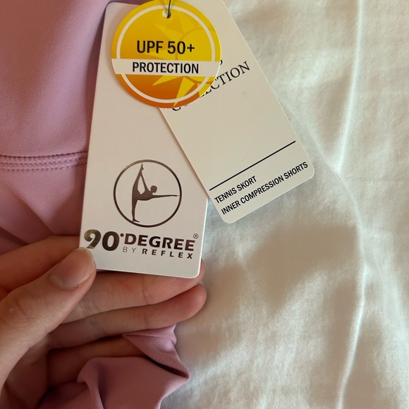 Women's Pink tennis Skirt - Picture 3 of 3